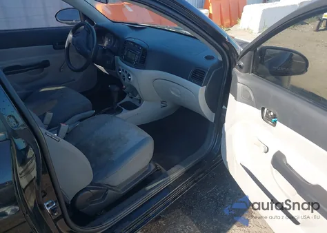 2009 Hyundai Accent Gs из США, поврежденный, VIN KMHCM36C49U111835